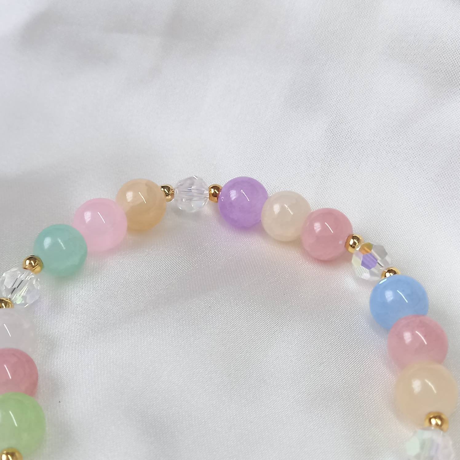 Pink Retro Heart Bead Charm Bracelet