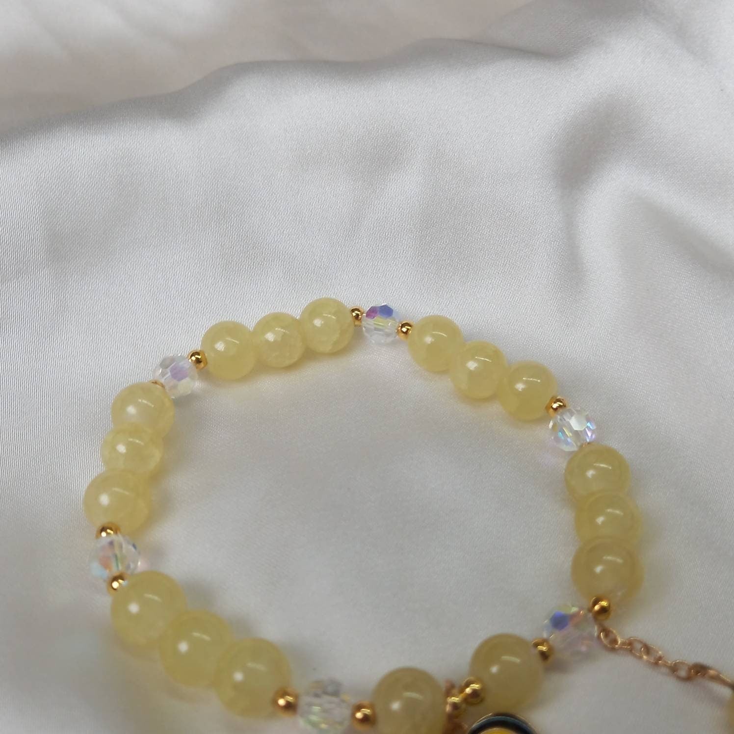 Yellow Retro Heart Bead Charm Bracelet