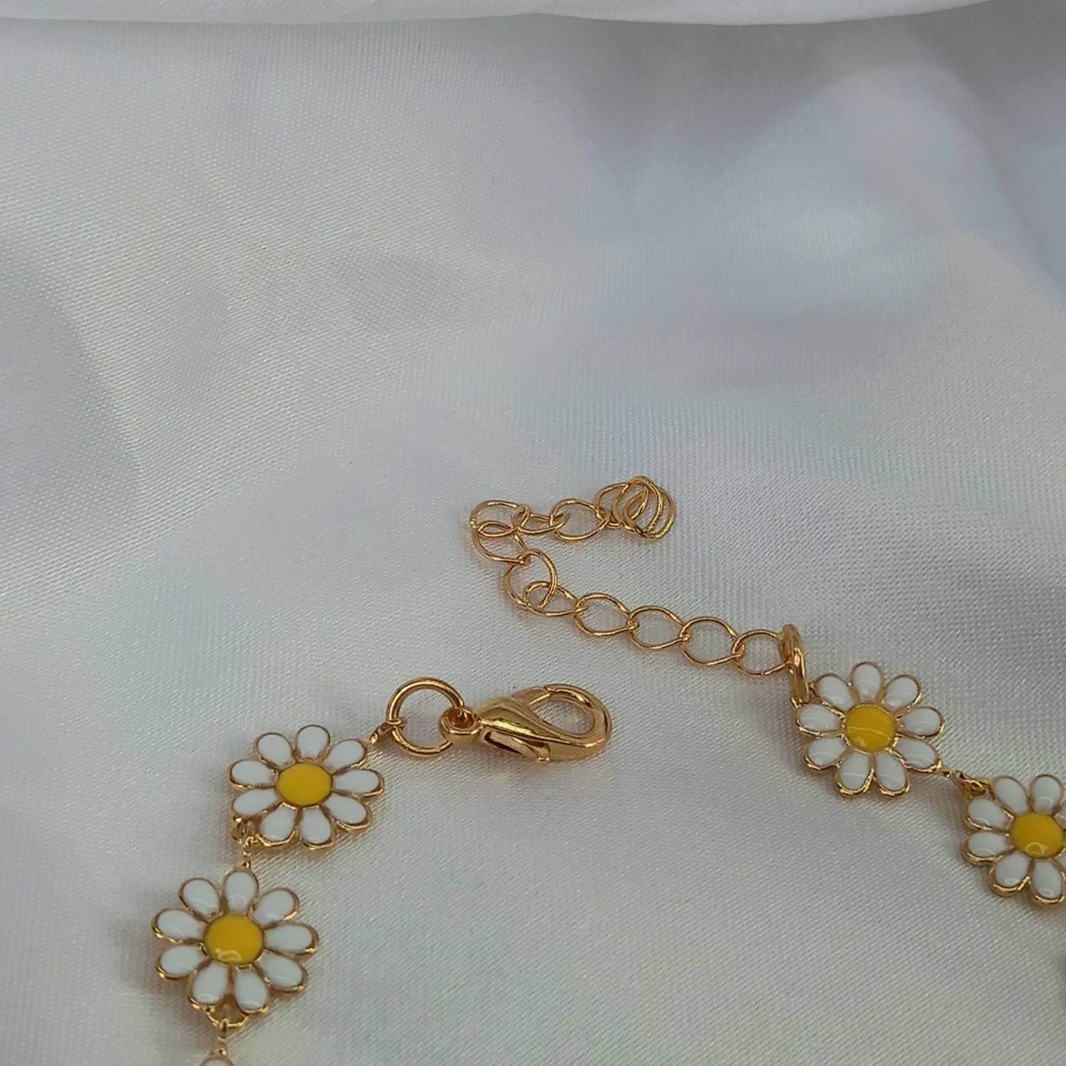 Gold Daisy Bracelet