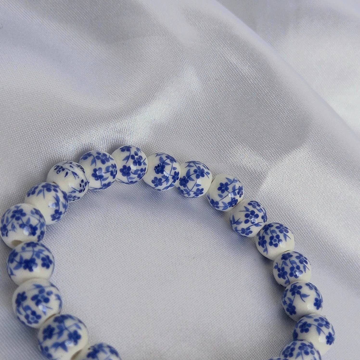 Blue Flower Bead Bracelets
