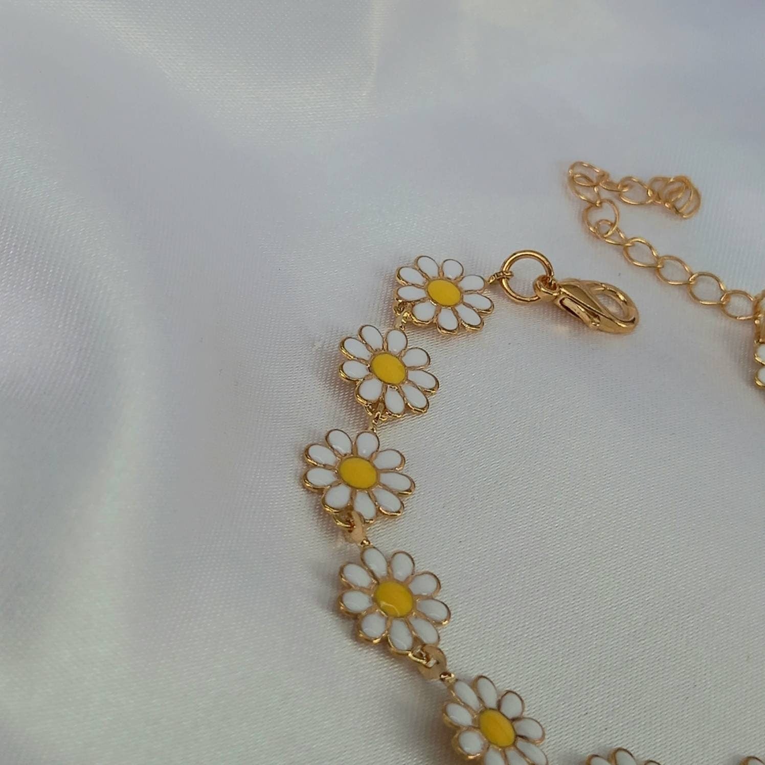 Gold Daisy Bracelet